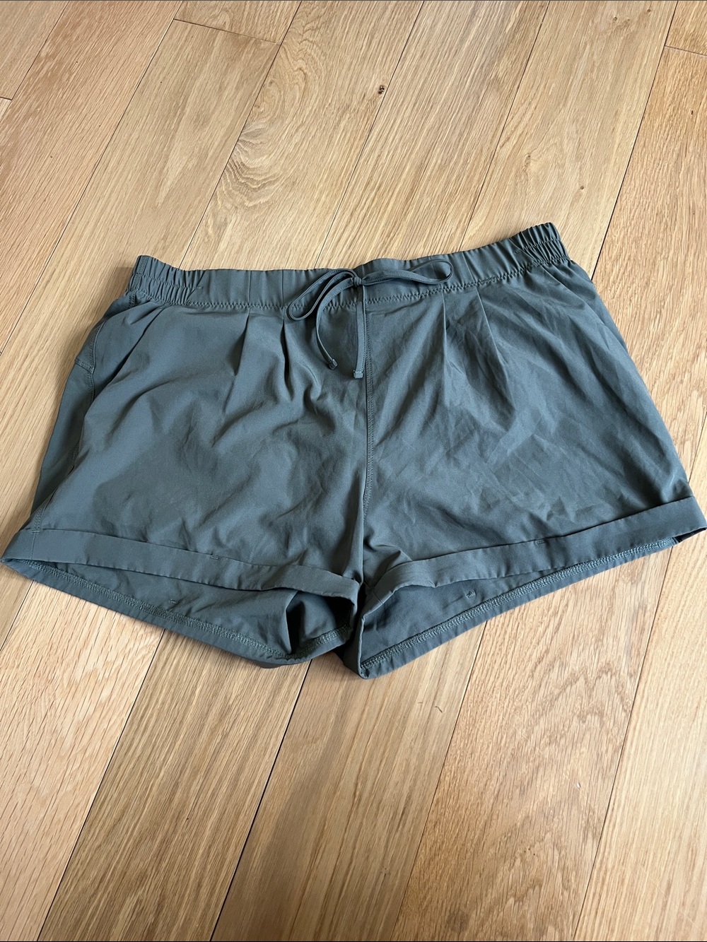 Zyia Summer Shorts Olive